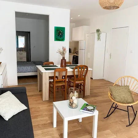 Centre-ville Cosy Wifi Et Netflix Apartamento
